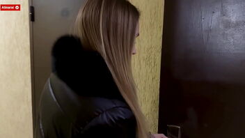 A stepmother seduces and has sex with her son’s classmate.