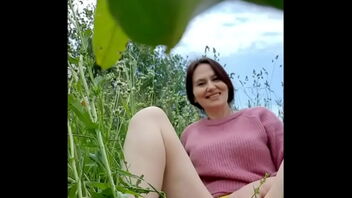 Angela, a MILF who is not ashamed of her body, enjoys herself in a field of chamomile.